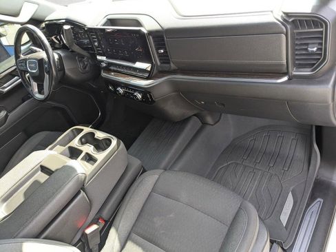 Certified 2022 GMC Sierra 1500 Elevation w/ LPO, Elevation Black Package AWD/4WD image 26