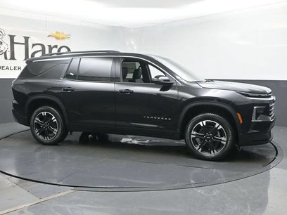 New 2027 Chevrolet Traverse LT w/ Sun and Wheel Package