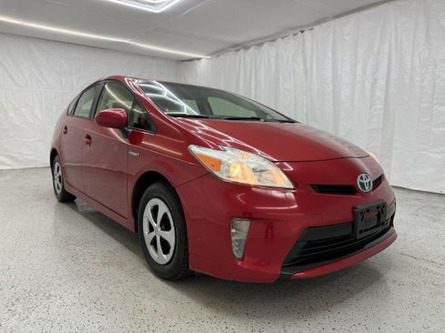 Used 2013 Toyota Prius Three image 1