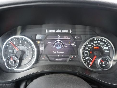 Used 2025 RAM 1500 Laramie AWD/4WD image 10