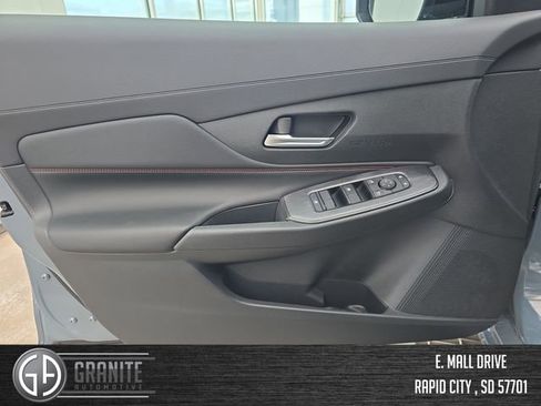 New 2026 Nissan Sentra SR FWD image 10