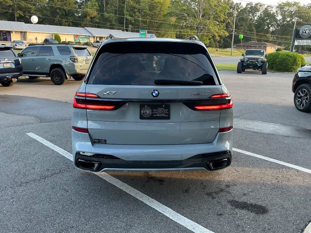 Used 2024 BMW X7 xDrive40i w/ Executive Package AWD/4WD image 6