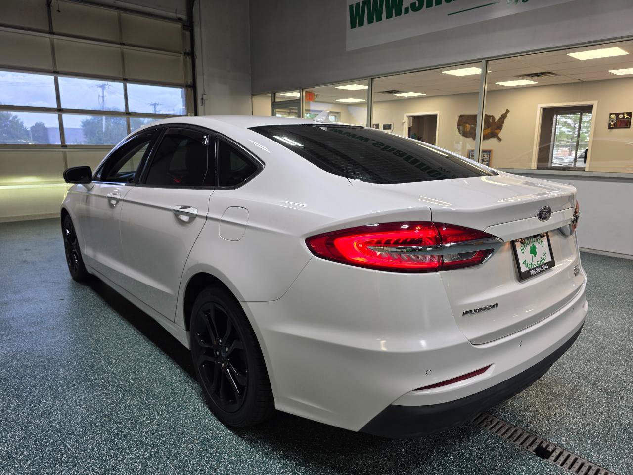 Used 2019 Ford Fusion SEL FWD image 9