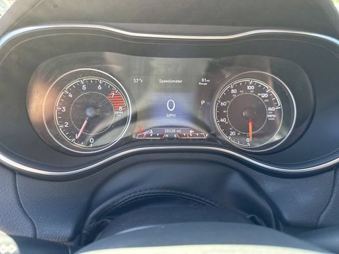Used 2020 Jeep Cherokee Limited AWD/4WD image 29