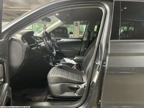 Used 2022 Volkswagen Tiguan S FWD image 8
