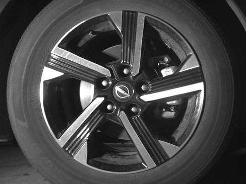 Used 2025 Nissan Sentra SV image 13