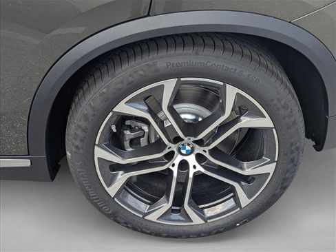 New 2026 BMW X5 xDrive50e AWD/4WD image 9