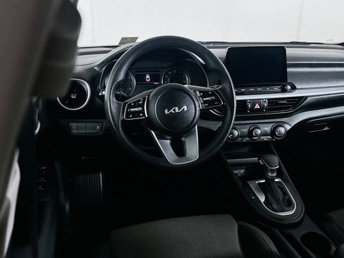 Used 2024 Kia Forte LXS image 16