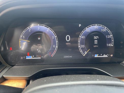 Used 2025 Jeep Grand Cherokee Summit image 17