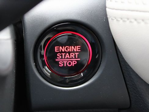 New 2026 Honda HR-V LX image 39