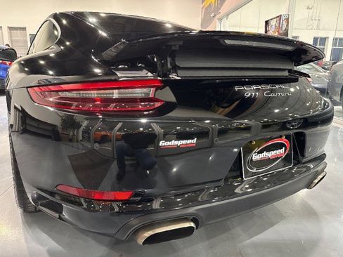 Used 2018 Porsche 911 Carrera image 38