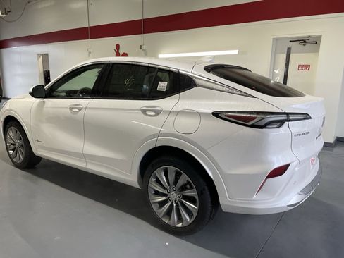 New 2026 Buick Envista Avenir image 6