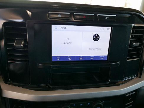 Used 2024 Ford F550 XL 4WD Crew Cab 203 WB 84 CA image 15