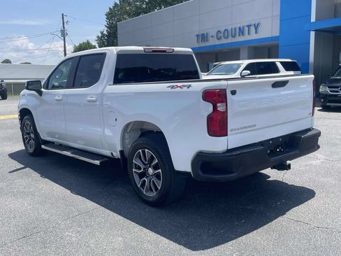 Used 2022 Chevrolet Silverado 1500 LT AWD/4WD image 5