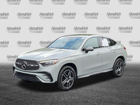 Certified 2025 Mercedes-Benz GLC 300 4MATIC image 5