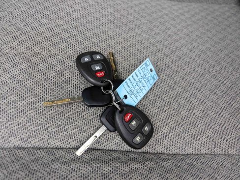 Used 2023 Chevrolet Express 3500 LS RWD image 24