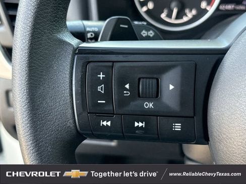 Used 2023 Nissan Rogue S AWD/4WD image 13