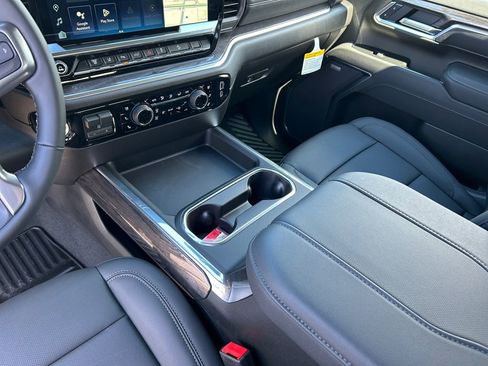 New 2026 Chevrolet Silverado 3500 LTZ w/ LTZ Plus Package AWD/4WD image 18
