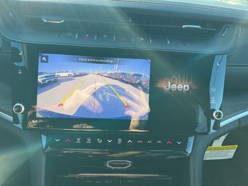 New 2026 Jeep Grand Cherokee Laredo image 29