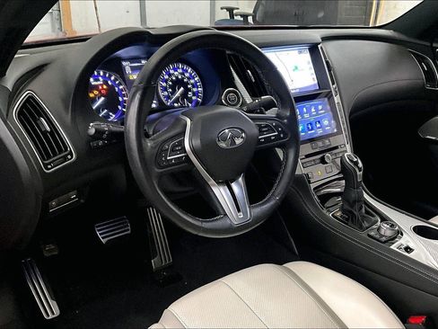 Used 2018 INFINITI Q60 Red Sport 400 w/ Pro Active Package image 12
