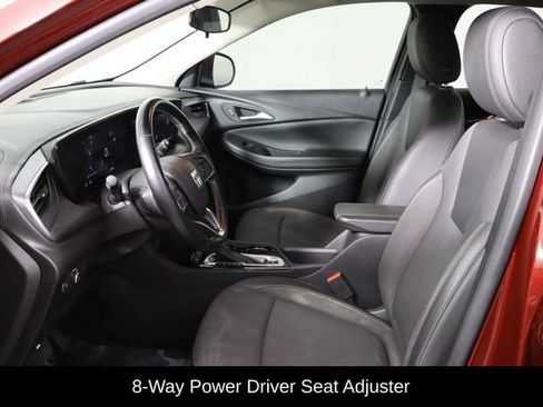 Used 2024 Buick Encore GX Preferred w/ Comfort Package FWD image 14