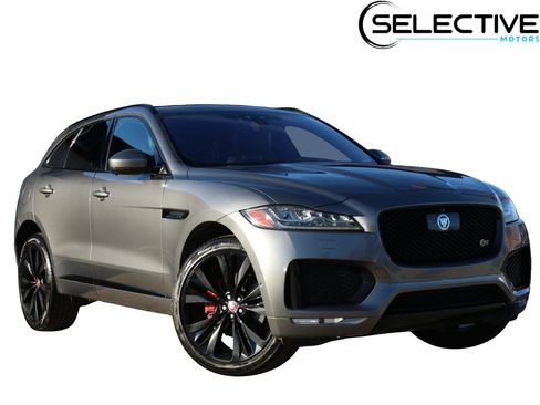Used 2019 Jaguar F-PACE S image 1
