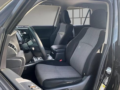 Used 2016 Toyota 4Runner SR5 RWD image 20