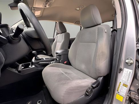 Used 2020 Toyota Tacoma SR w/ SR Convenience Package RWD image 7