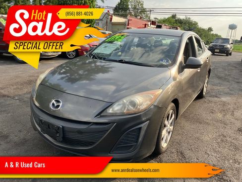 Used 2010 MAZDA MAZDA3 i Touring FWD image 1
