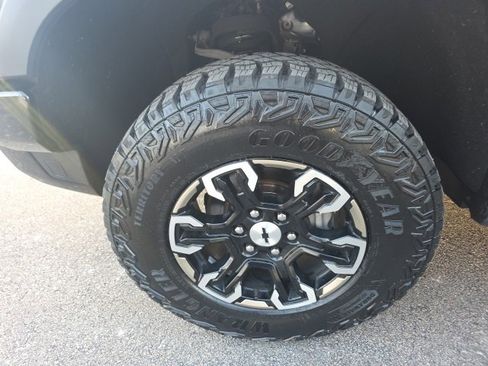 Used 2023 Chevrolet Silverado 1500 ZR2 w/ Technology Package image 8