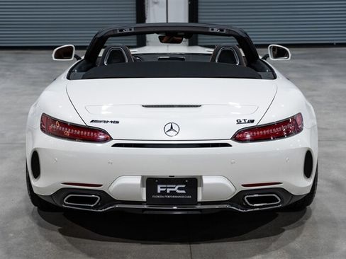 Used 2018 Mercedes-Benz AMG GT C image 5