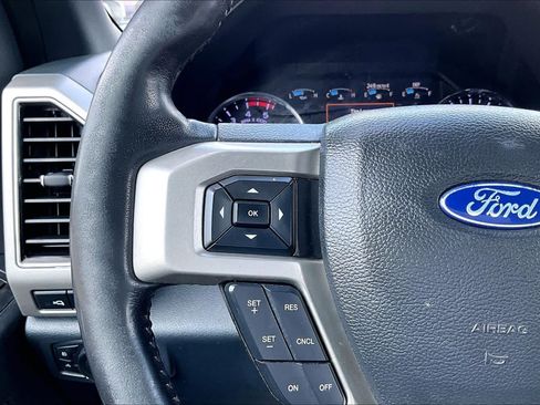 Certified 2022 Ford F350 Lariat w/ Lariat Ultimate Package AWD/4WD image 24
