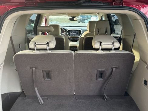 Used 2019 GMC Acadia Denali image 14