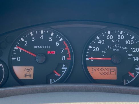 Used 2008 Nissan Frontier SE w/ SE Value Truck Pkg AWD/4WD image 18