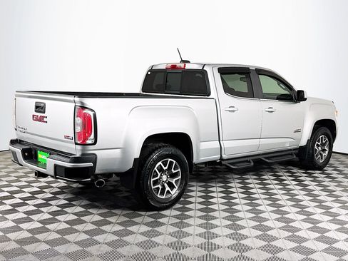 Used 2017 GMC Canyon SLE image 10