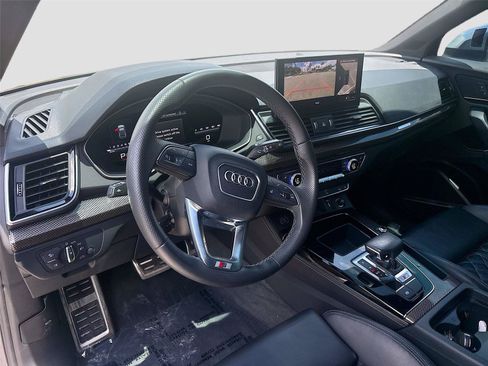 Used 2023 Audi SQ5 Premium Plus w/ Premium Plus Package AWD/4WD image 9