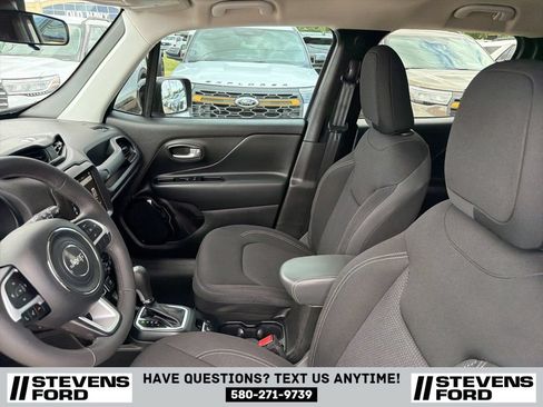 Used 2023 Jeep Renegade Altitude AWD/4WD image 14