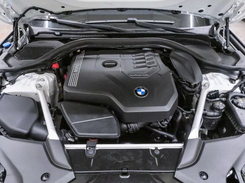 Used 2023 BMW 530i w/ Premium Package RWD image 32