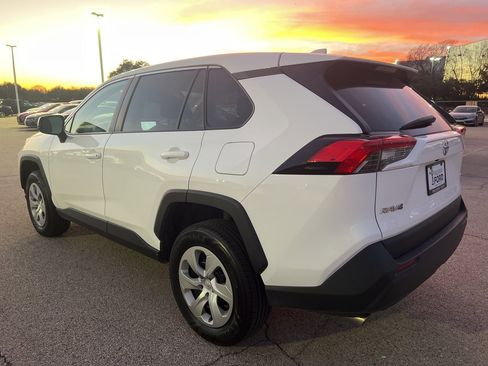 Used 2024 Toyota RAV4 LE image 6