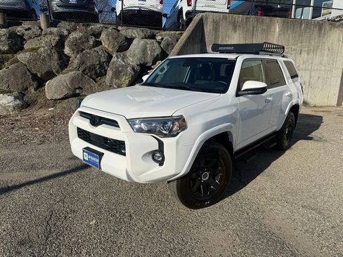 Used 2022 Toyota 4Runner Trail Special Edition image 1