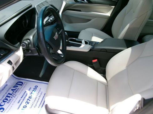 Used 2021 Cadillac CT4 Luxury w/ Sun And Sound Package RWD image 14