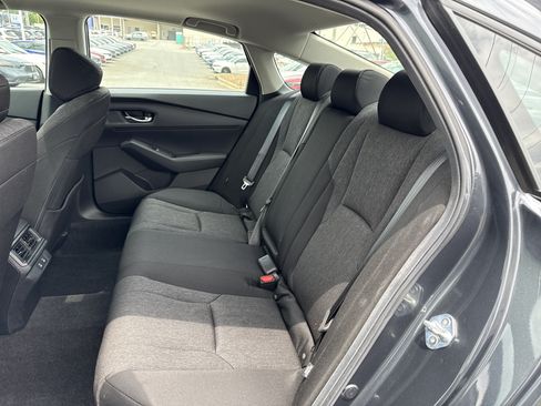Certified 2025 Honda Accord SE image 32