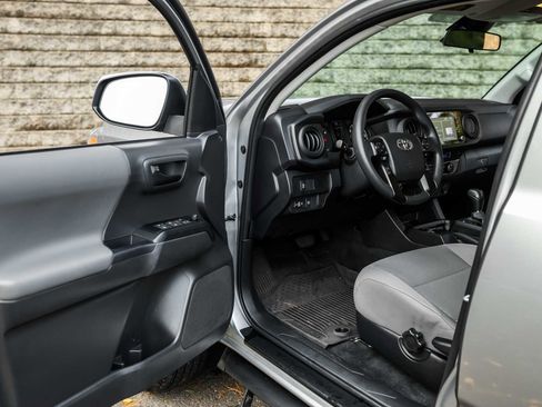 Certified 2023 Toyota Tacoma SR image 24