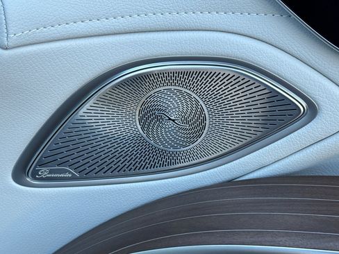 Used 2022 Mercedes-Benz EQS 580 4MATIC Sedan image 27