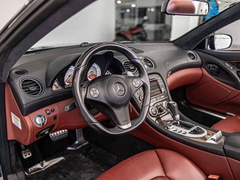 Used 2011 Mercedes-Benz SL 63 AMG w/ Premium I Pkg image 20