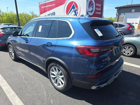 Used 2019 BMW X5 xDrive40i w/ Luxury Seating Package AWD/4WD image 2