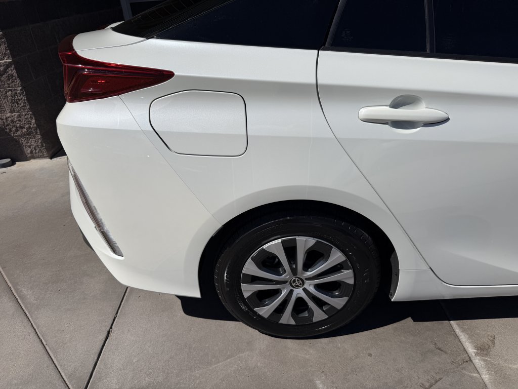 Used 2020 Toyota Prius Prime XLE FWD image 15