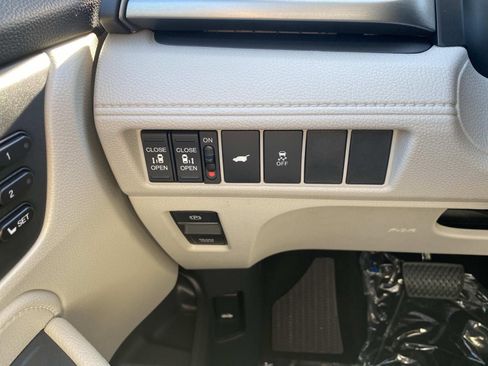 New 2026 Honda Odyssey EX-L image 18