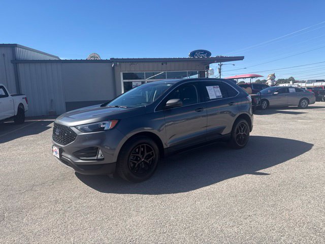 Used 2024 Ford Edge SEL w/ Convenience Package AWD/4WD image 3