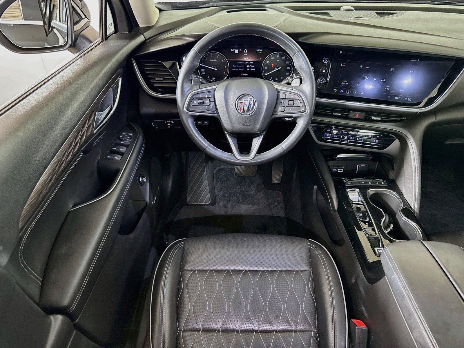 Used 2022 Buick Envision Avenir w/ Technology Package II FWD image 22